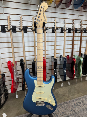 Fender American Performer Stratocaster with Maple Fretboard - Satin Lake Placid Blue - B Stock