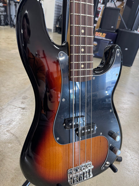 Fender Player II Precision Bass - 3-Color Sunburst - B Stock
