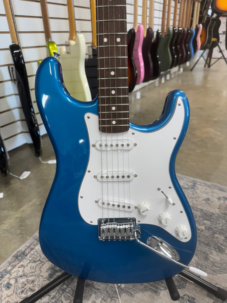 Fender Standard Stratocaster - Aqua Marine Metallic - B Stock