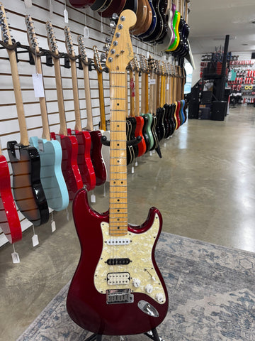 Fender US Lone Star Stratocaster with Maple Fretboard - 1999 - Red - Used