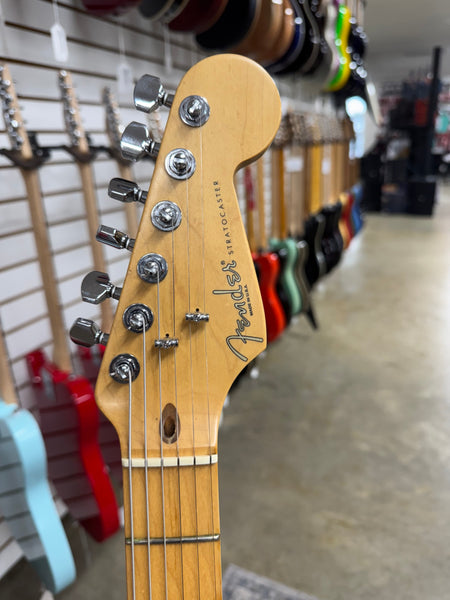 Fender US Lone Star Stratocaster with Maple Fretboard - 1999 - Red - Used