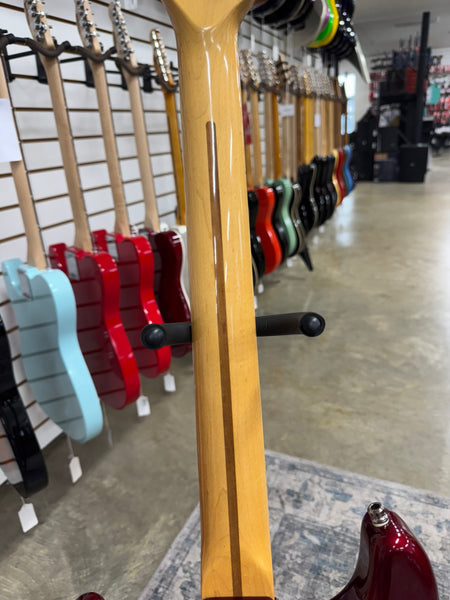 Fender US Lone Star Stratocaster with Maple Fretboard - 1999 - Red - Used