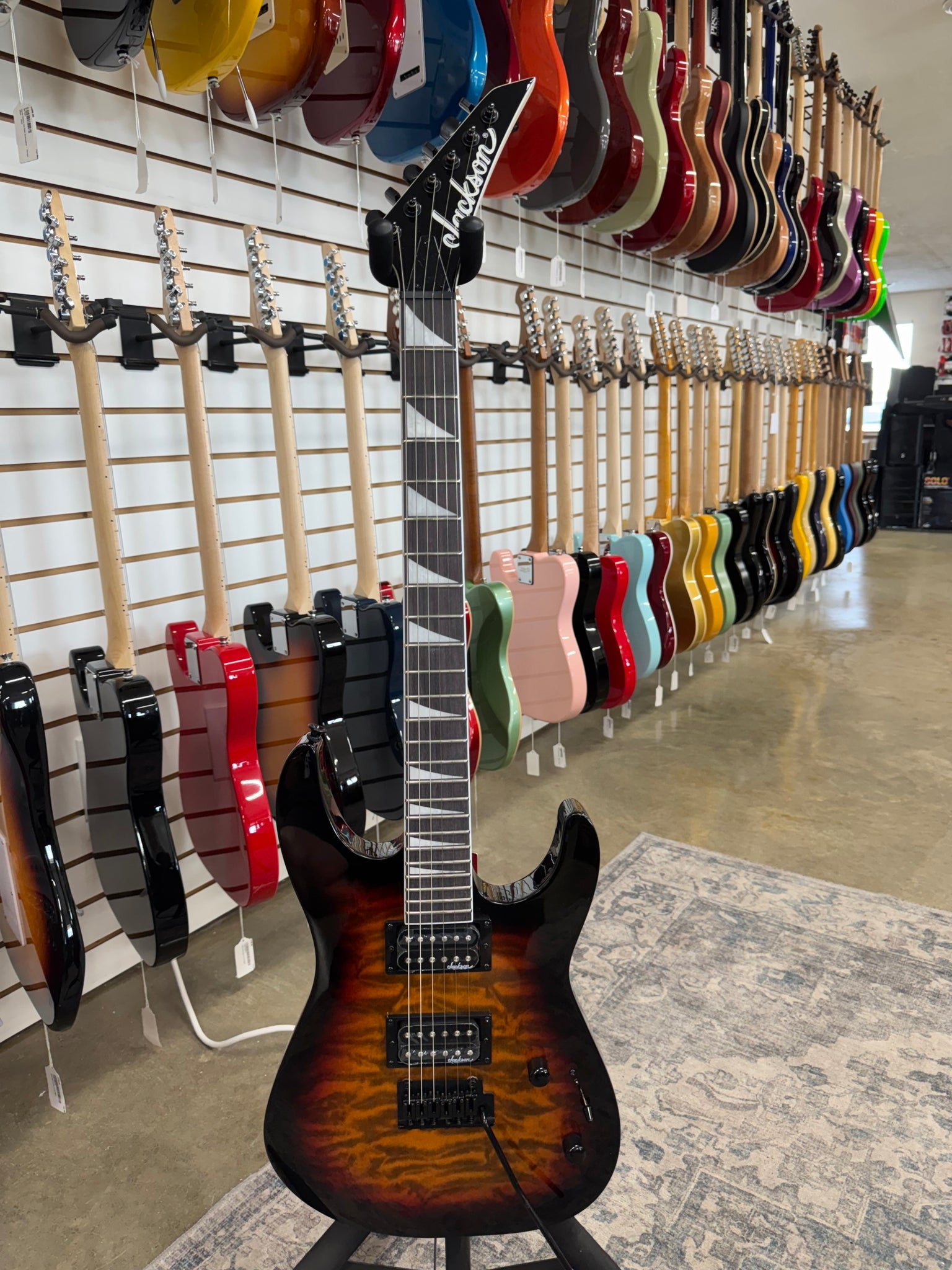 Jackson JS Series Dinky JS20 DKQ 2PT - Tobacco Burst - B Stock