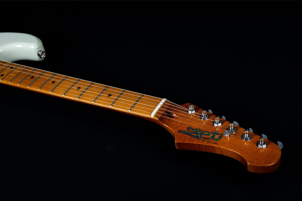 Jet JS-300OW Electric Guitar - White