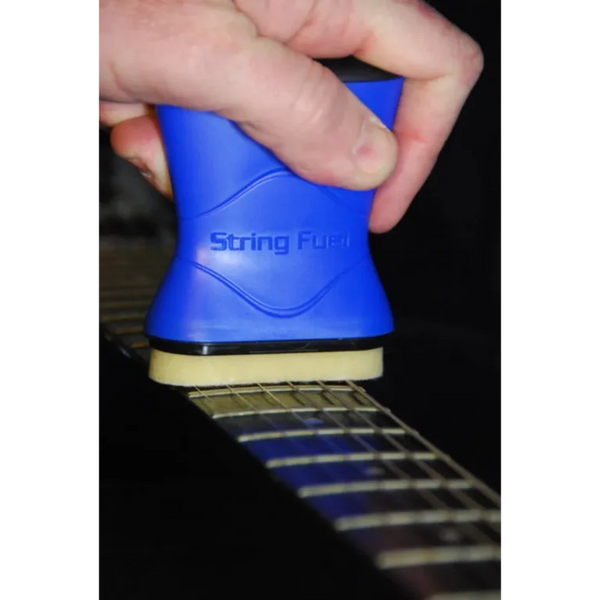 Music Nomad MN109 String Fuel – Cleaner and Lubricant