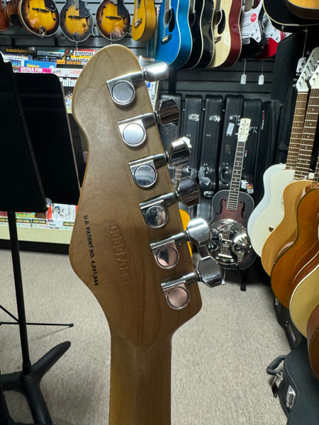 Peavey Predator AX HSS with Rosewood Fretboard and Power Bend Vibrato - White - Used