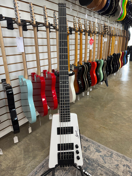 Spirit XT-25 Standard - White - B Stock