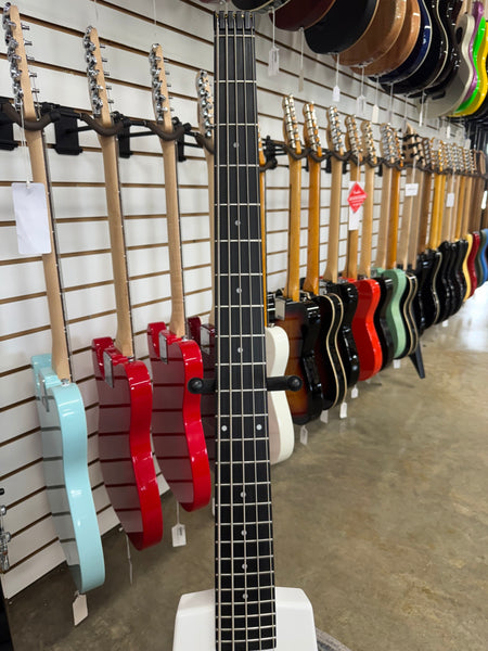 Spirit XT-25 Standard - White - B Stock