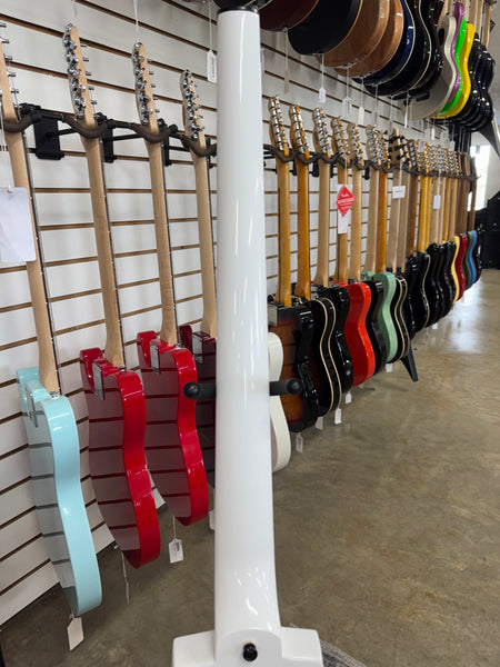 Spirit XT-25 Standard - White - B Stock