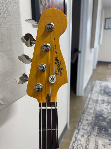 Squier Classic Vibe '60s Precision Bass - Olympic White