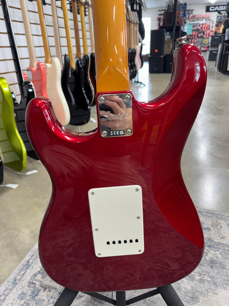 Squier Classic Vibe '60s Stratocaster with Laurel Fretboard - Candy Apple Red - B Stock