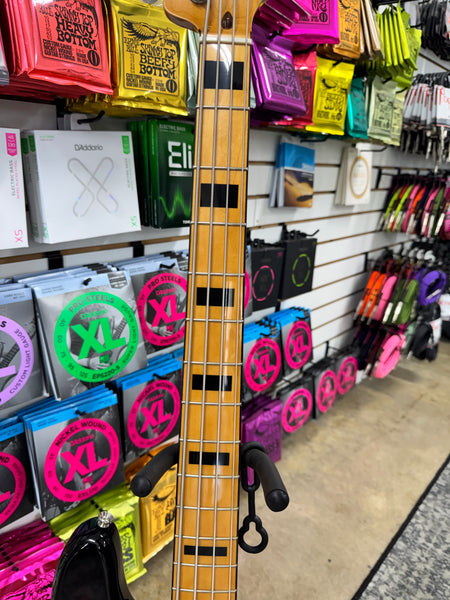 Squier Classic Vibe '70s Precision Bass - 3 Tone Sunburst