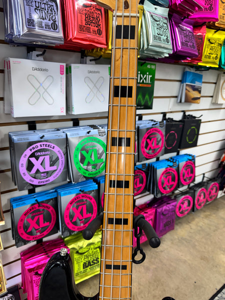 Squier Classic Vibe '70s Precision Bass - Black