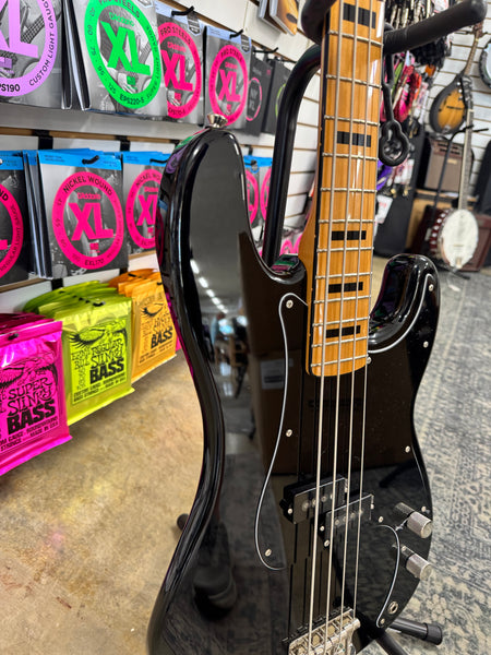 Squier Classic Vibe '70s Precision Bass - Black