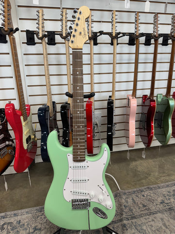 Squier Debut Stratocaster - Seafoam Green - B Stock