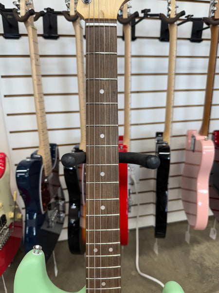 Squier Debut Stratocaster - Seafoam Green - B Stock