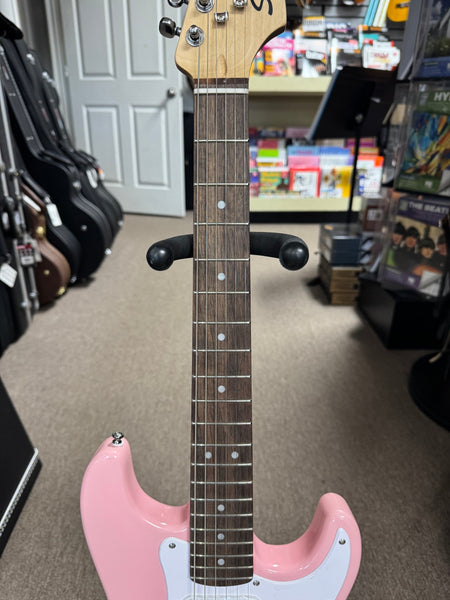 Squier Mini Stratocaster with Laurel Fretboard - Shell Pink - B Stock