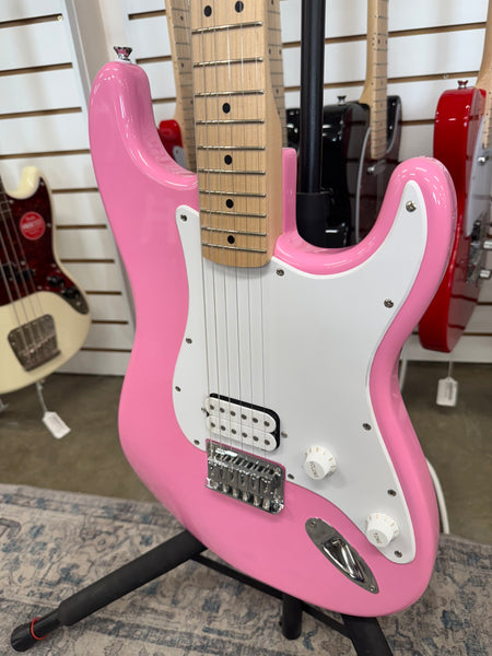 Squier Sonic Stratocaster HT H - Flash Pink - B Stock