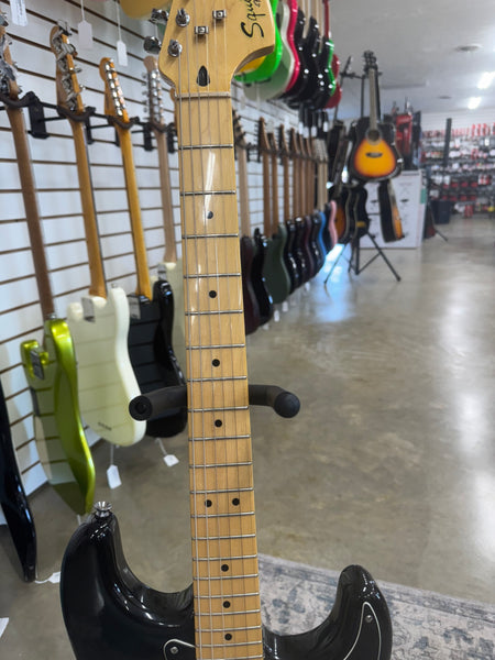 Squier Vintage Modified Stratocaster - Black - Used