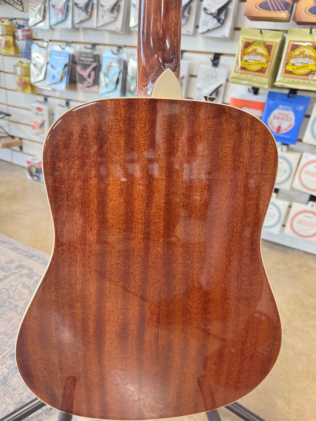 Fender California Standard Redondo Mini - 3-Color Sunburst - back of body