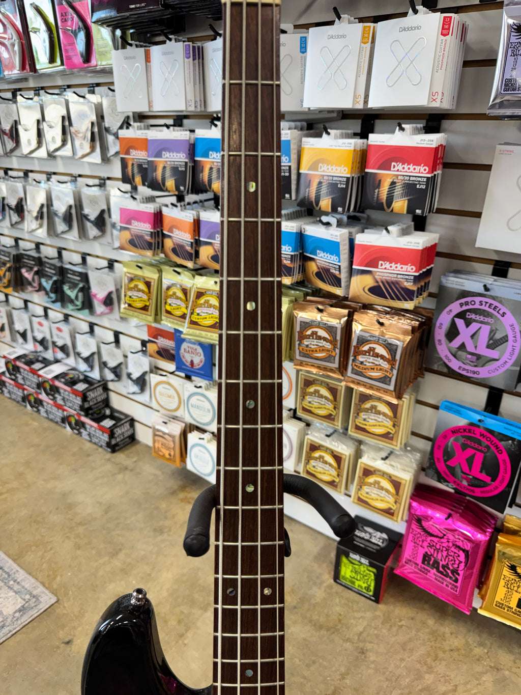 Used 2003 Fender American Deluxe Jazz Bass, 3-Color Sunburst - rosewood fretboard