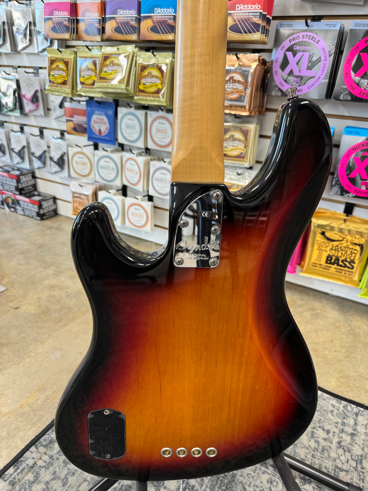 Used 2003 Fender American Deluxe Jazz Bass, 3-Color Sunburst - back of body
