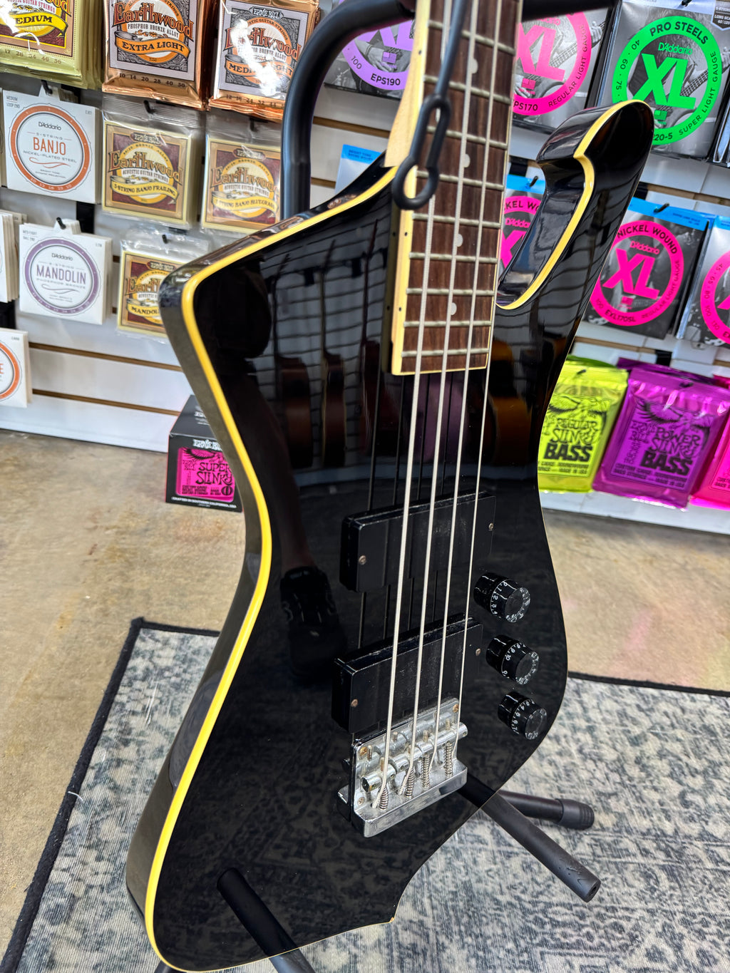 Used Ibanez ICB300 Iceman Bass, Black - angled view of body and bound edges