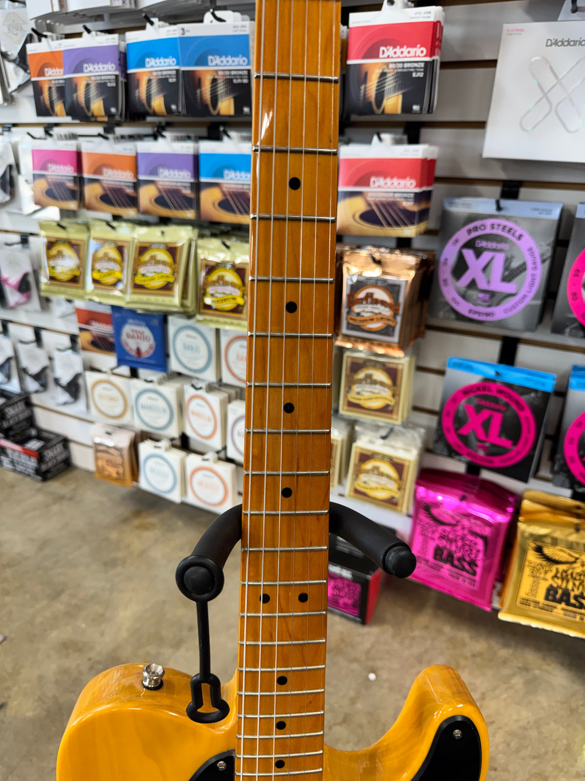 Used Squier Classic Vibe '50s Telecaster, Butterscotch Blonde - maple fingerboard with black dots