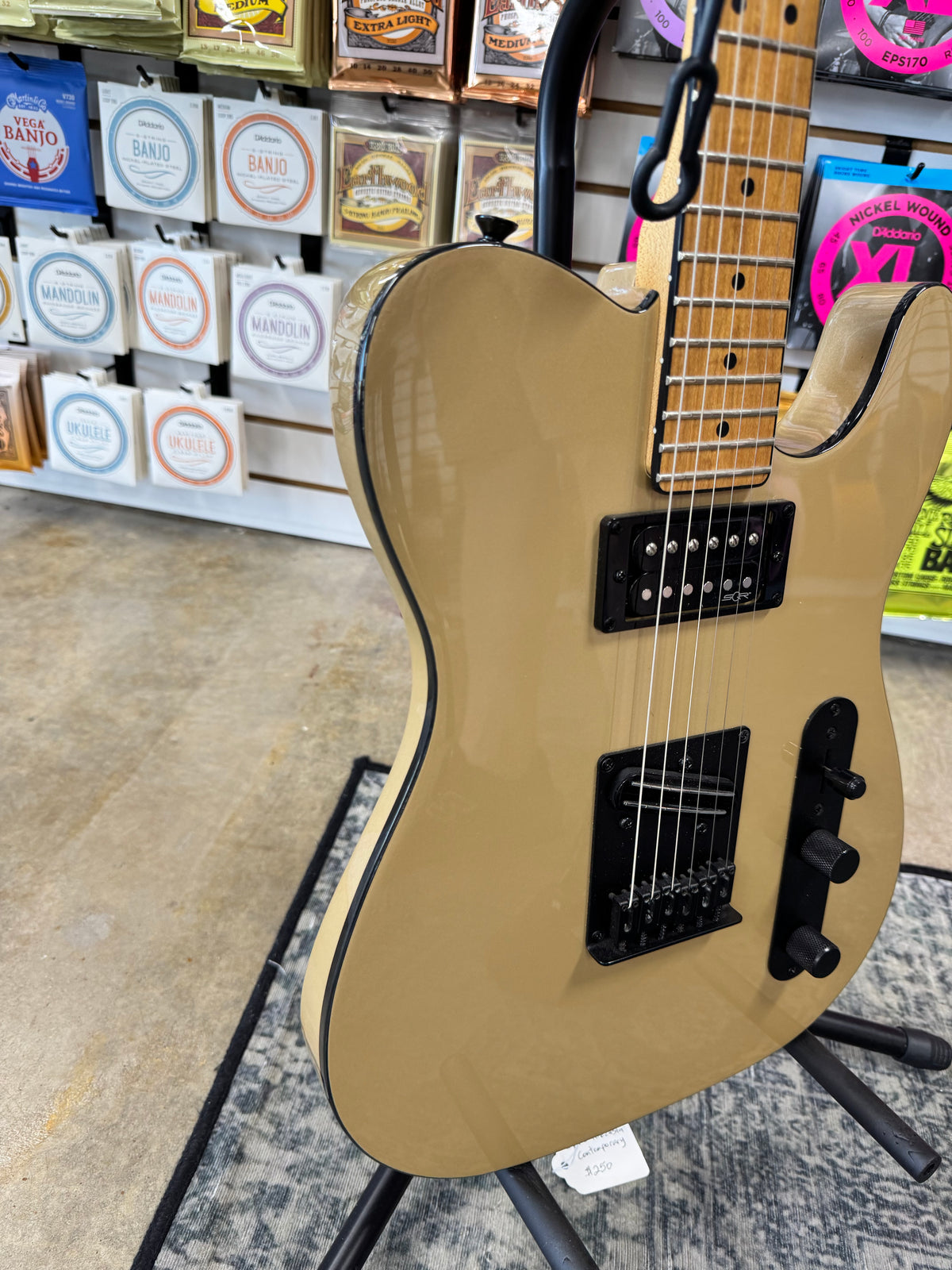 Used Squier Contemporary Telecaster RH, Shoreline Gold - angled view of body