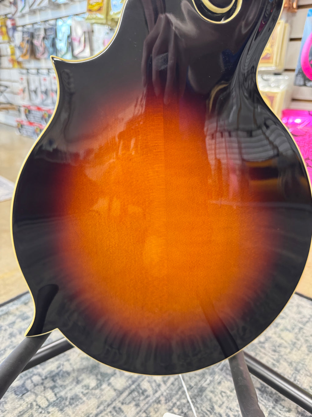 Used The Loar LM-520-VS F-style mandolin, Vintage Sunburst - carved maple back